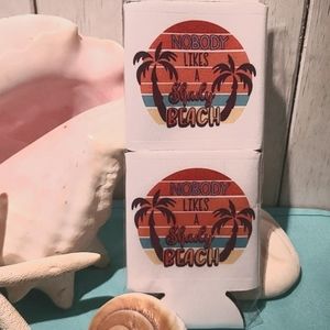 SHADY BEACH theme Beverage holder set of 2 for can water bottle beer NWT